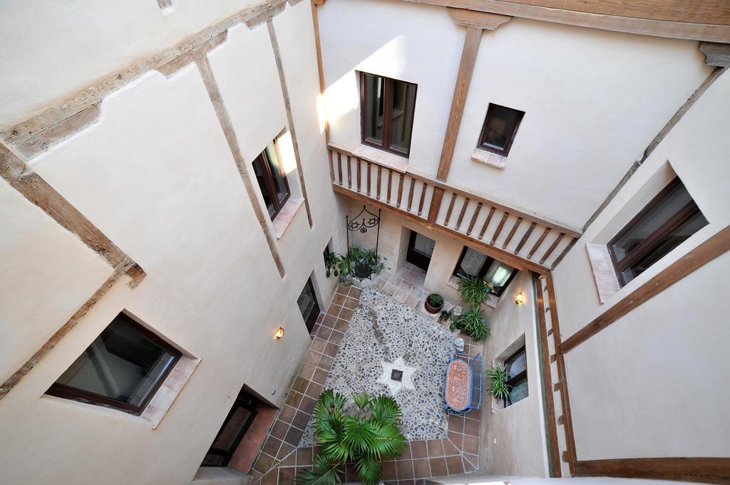 Cathedral Suite Toledo Exterior photo